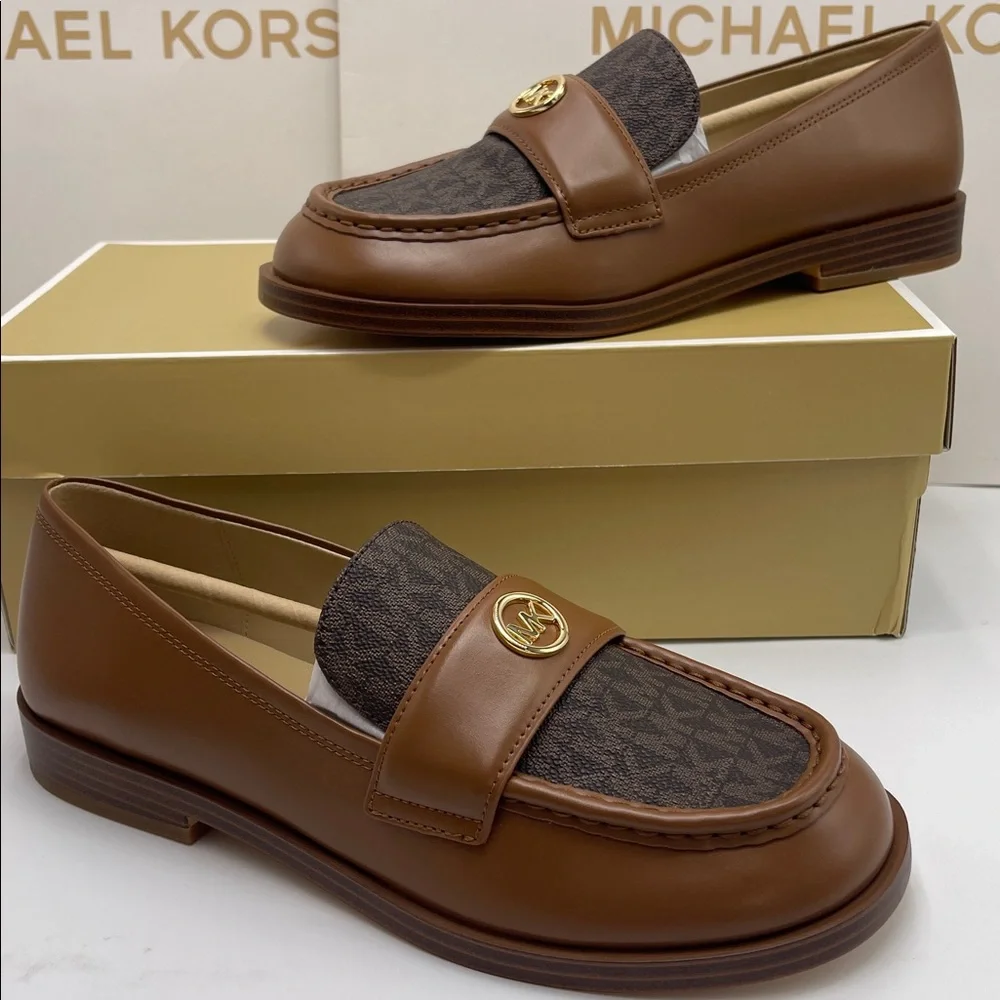 Michael Kors HANNAH LOAFER
FAUX LEATHER
49F5HNFP2L
Brown - Picture 14 of 16